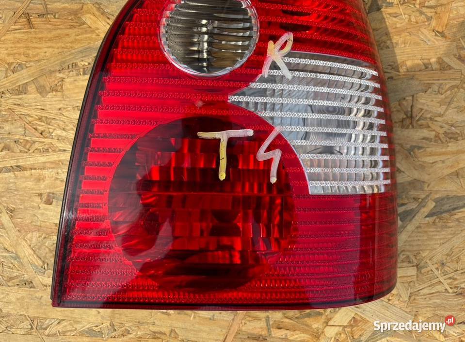 LAMPA PRAWY PRAWA TYŁ VW VOLKSWAGEN POLO 9N Międzychód