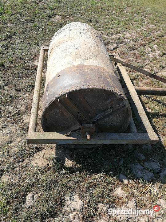 Wał łąkowy betonowy do ciągnika warmińsko-mazurskie Działdowo sprzedam