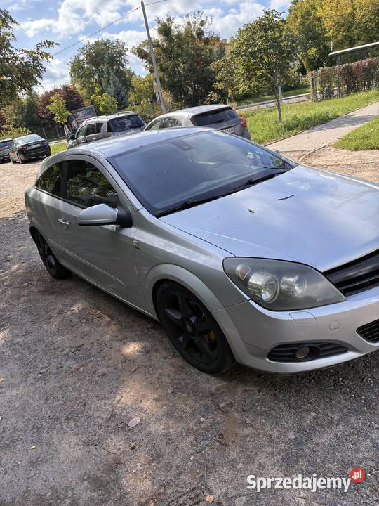 Udział 12 w Opel Astra Toruń sprzedam