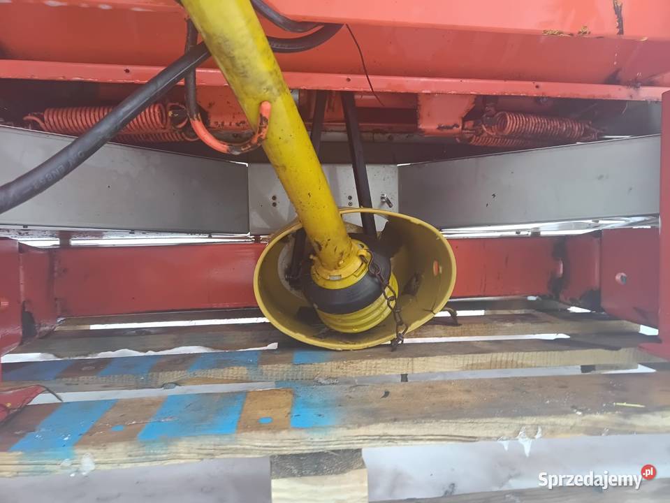 Rozsiewacz nawozów Rauch MDS 1141 Kuhn świętokrzyskie Radoszyce