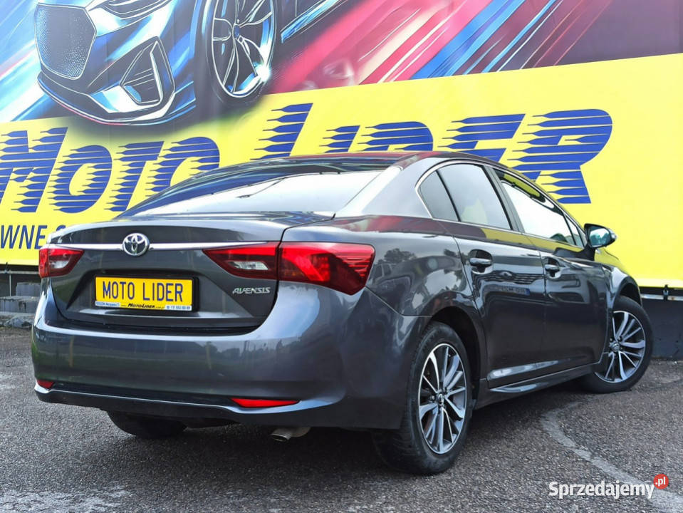 Toyota Avensis salon Polska serwis wyposażenie Rzeszów