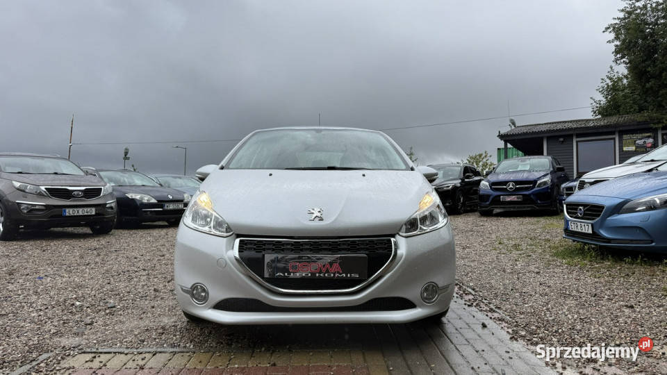 Peugeot 208 12 vti 82 panorama klima Navi tablet centralny zamek 208 Gdańsk
