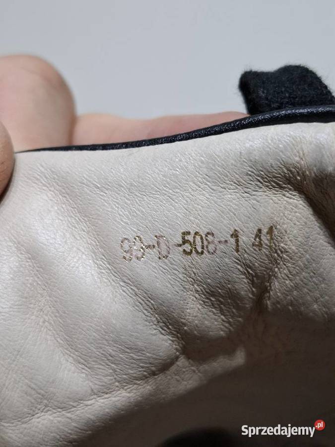 Buty 41 damskie skórzane sneakersy Wittchen Kraków sprzedam