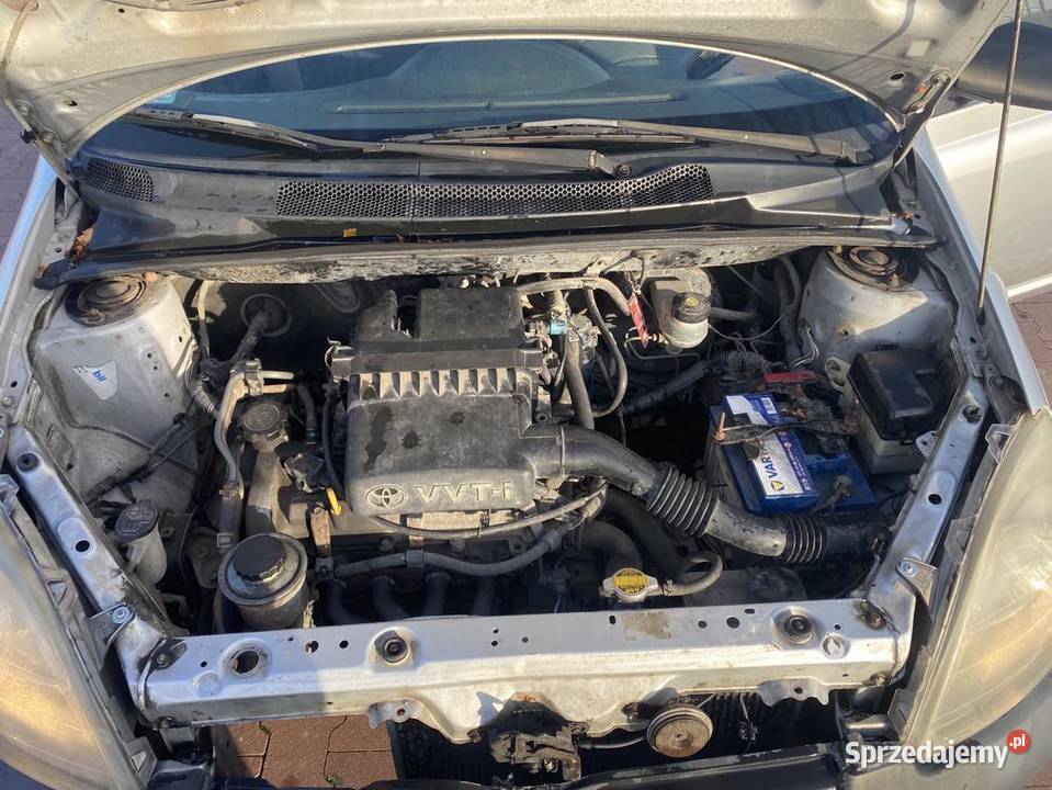 Toyota Yaris 10 benzyna 1999 68KM