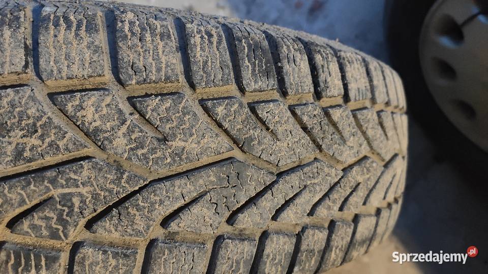 Skoda Felicia części hak rozpórka koła owiewki Majdan-Grabina