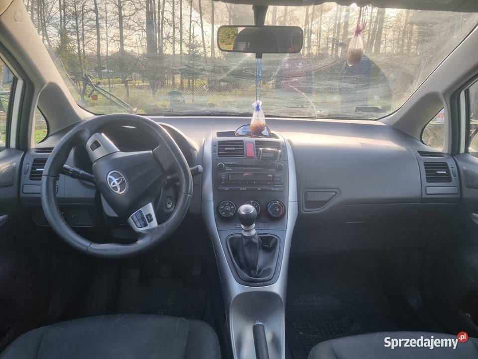 Sprzedam Toyote Auris Poręba-Kocęby