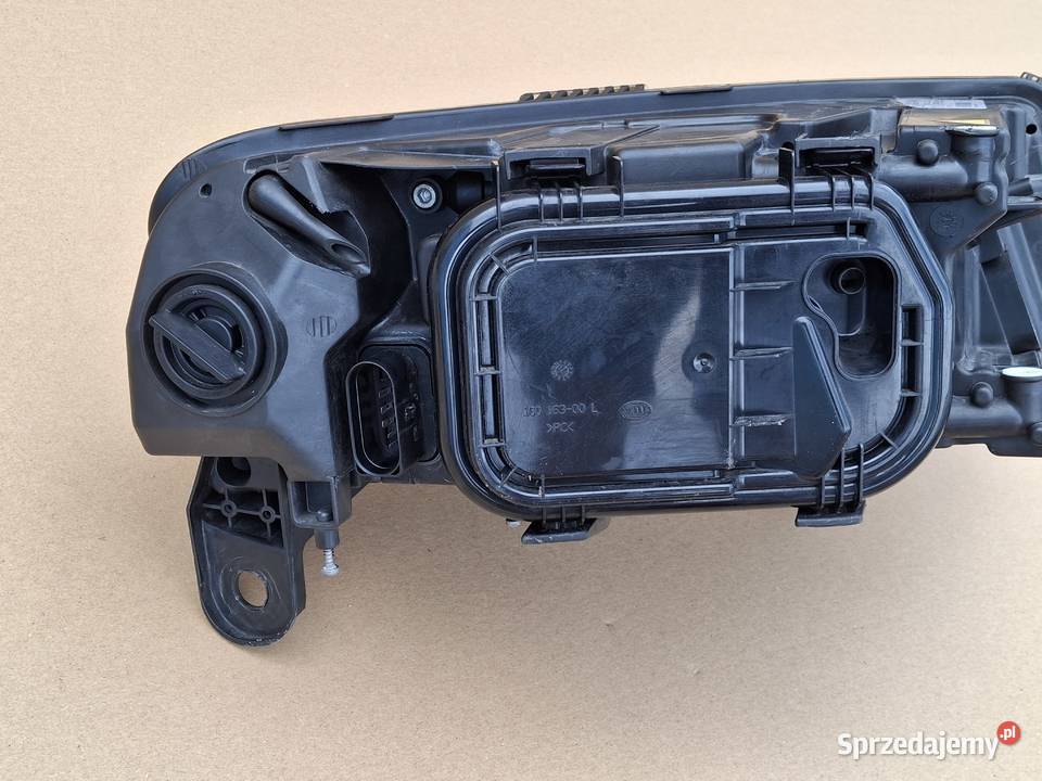 AUDI A6 C6 REFLEKTOR LEWY XENON D2S LAMPA LEWA osobowe Bieleń