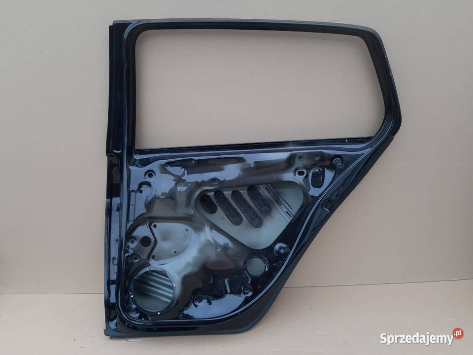 VW GOLF VII 7 DRZWI PRAWY TYŁ HB 5G4833312L Bieleń