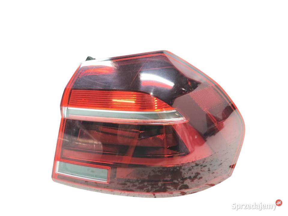 LAMPA TYŁ PRAWA SEDAN USA 561945208B VW
