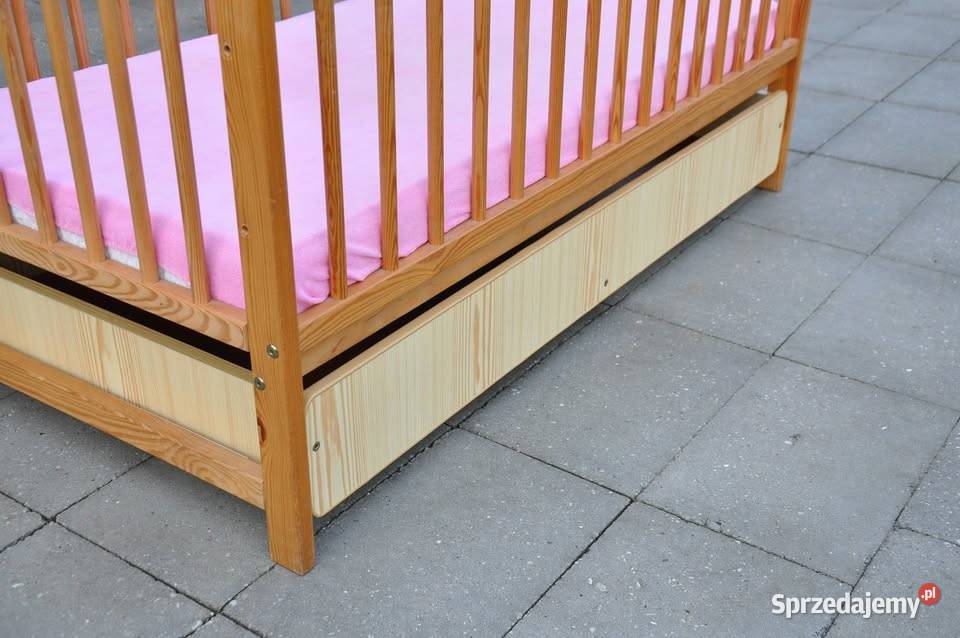 Łóżeczko drewniane mazowieckie