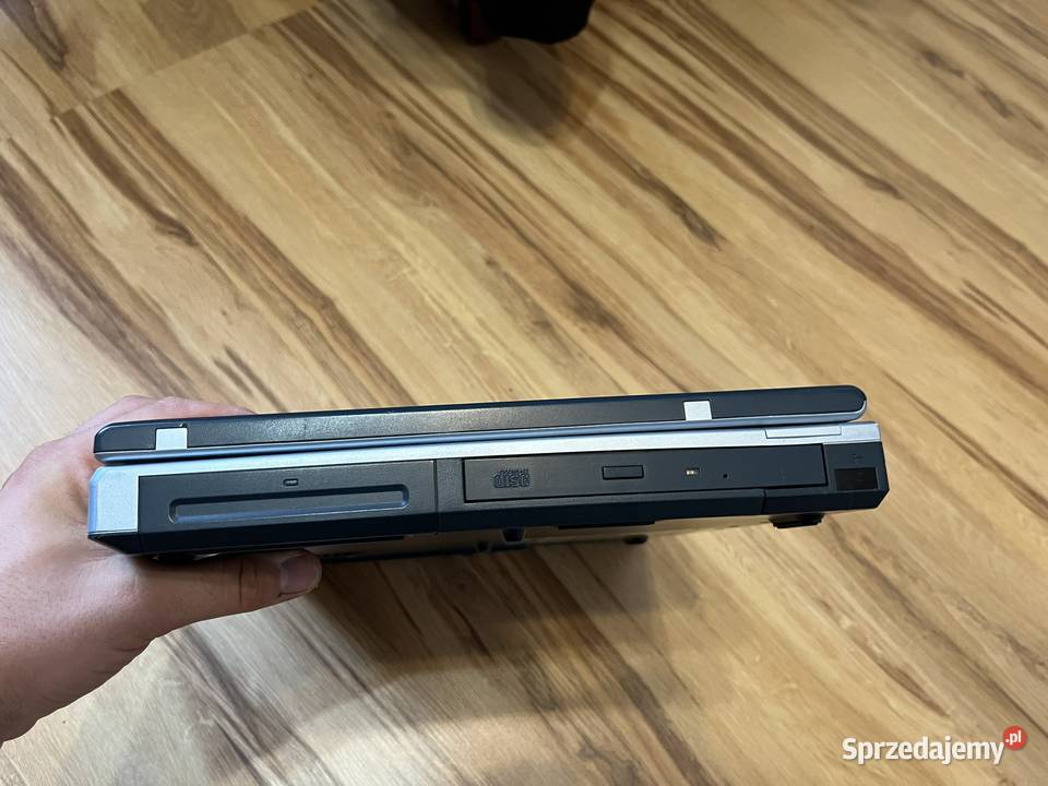 Zabytkowy laptop Aristo Tauron 8575 Pozostałe małopolskie