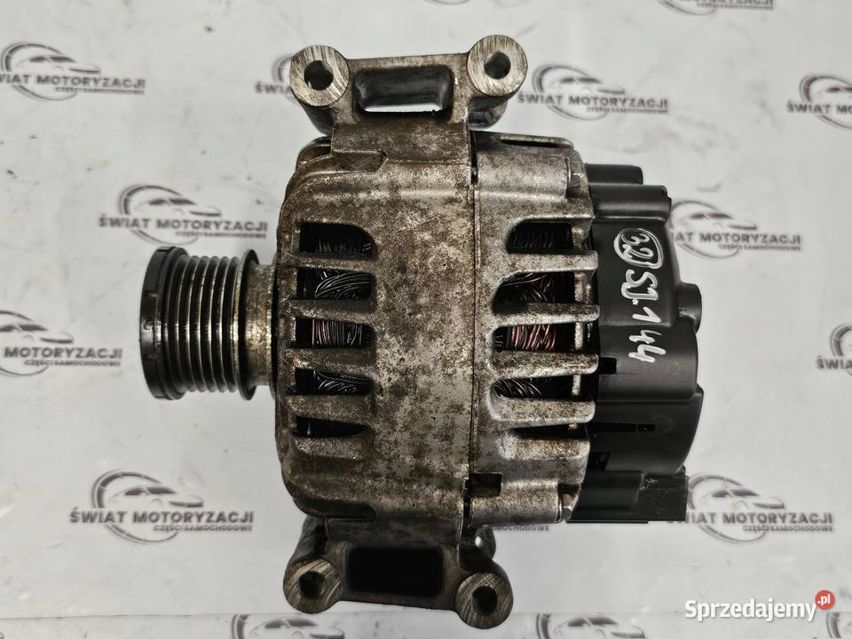 MERCEDES W212 18 B CGI 271860 alternator Układ elektryczny silnika