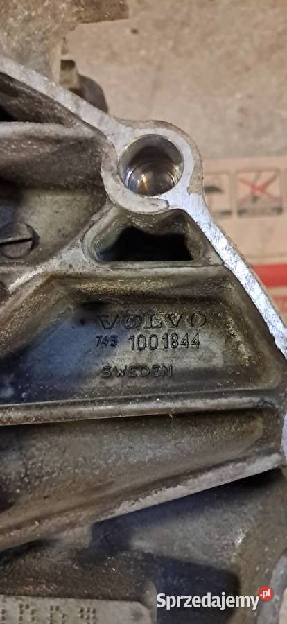 Blok silnika volvo v70 24 benzyna B5244S