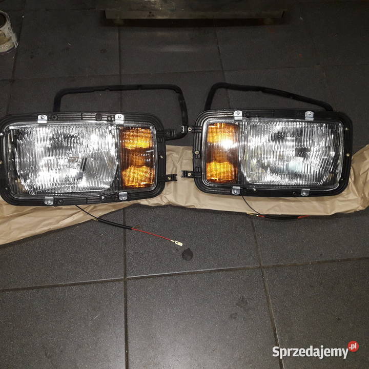 Reflektor Mercedes Lampa przód SK 1834 1922 1838 Częstochowa