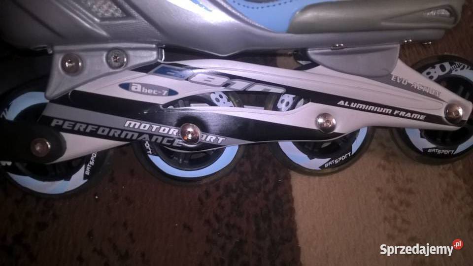 Łyżwo rolki rozmiar 42 gumowe koła nowe Nowy Dwór Mazowiecki