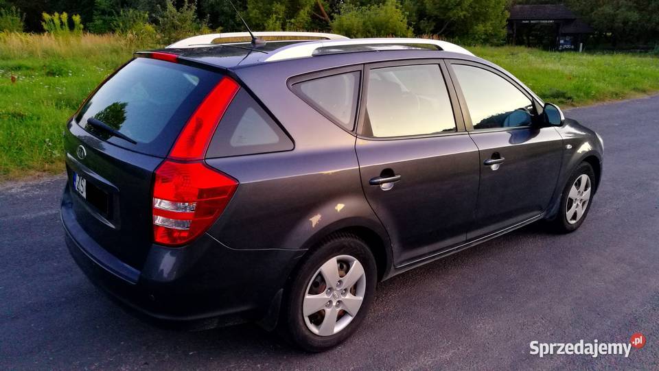 Kia Ceed Kombi 16 benz 2009r przebieg 190 Szczecin