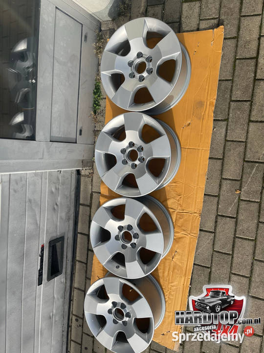Felgi Komplet Nissan Navara 16 6x114x66 warmińsko-mazurskie Pasłęk