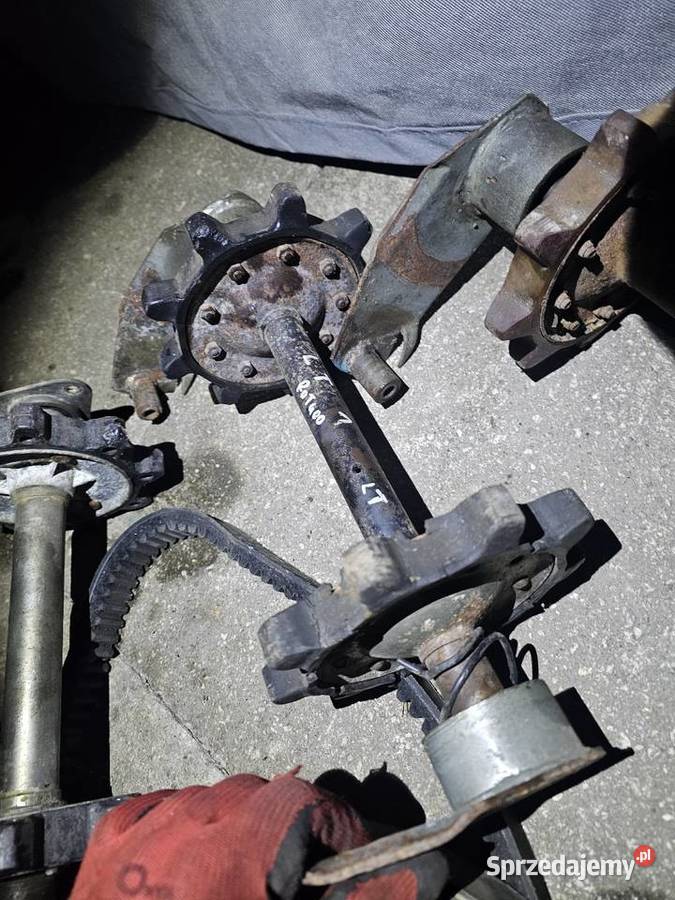 Skuter śnieżny wałek napędowy rotax 400 buran Jelenia Góra