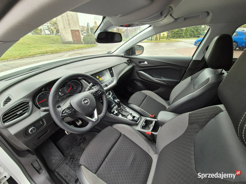 Opel Grandland X Ultimate 16 Turbo 180 AT8