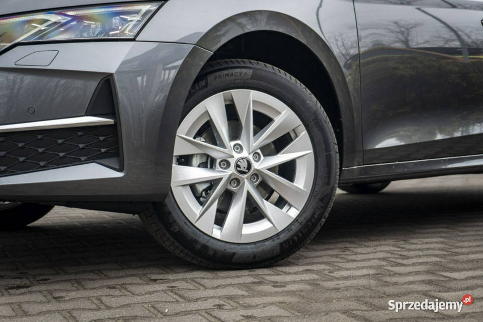 koda Octavia Drive Selection 15 TSI mHEV 150 DSG światła do jazdy dziennej Łódź sprzedam