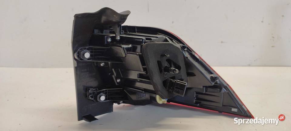 VW TIGUAN II LAMPA LEWY TYŁ 5NA945095D