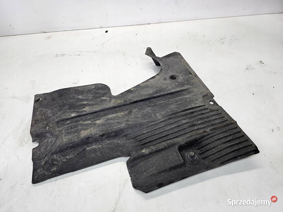 OSŁONA PODWOZIA AUDI A6 C6 PRAWA 4F0825216A Przystajń