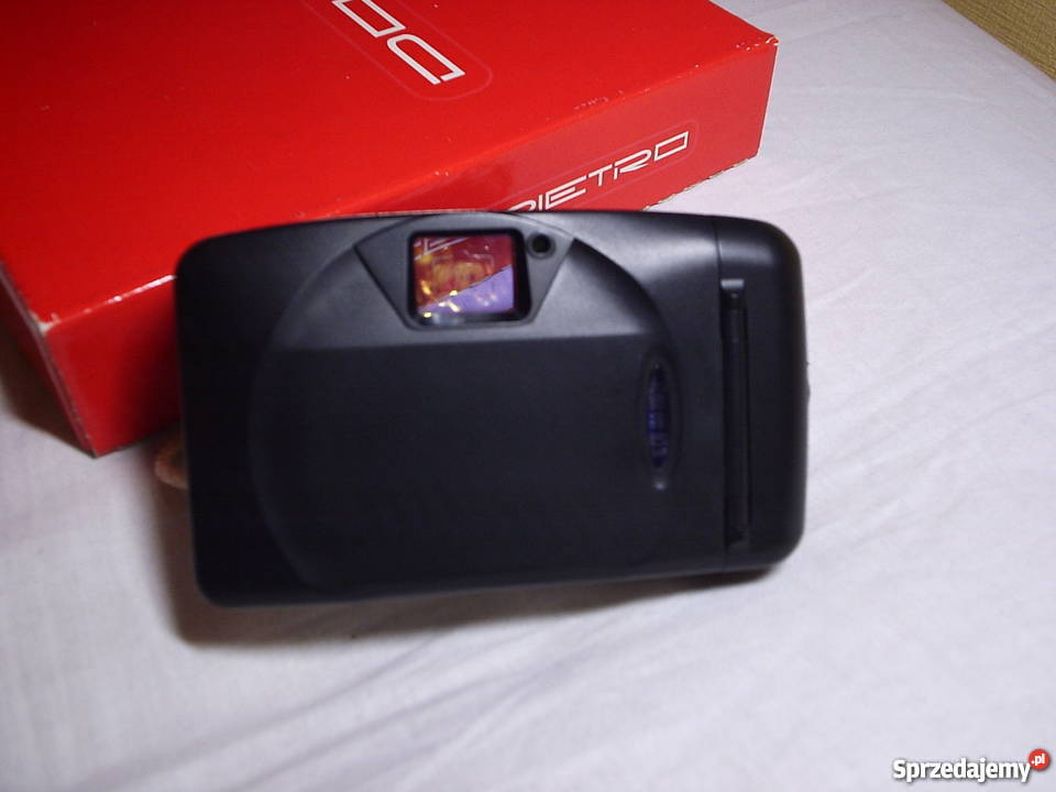 Aparat fotograficzny na taśmę 35 mm EXAKTA Aparaty mazowieckie