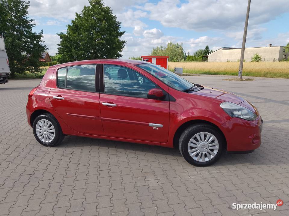 Renault Clio Lift 2009r 12 75 benzyna Niski Hatchback Radom