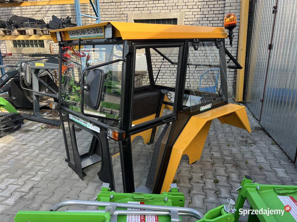 Kabina Ursus C330 C360 RuskiMF255 MF235 T25 lubelskie Krasnobród