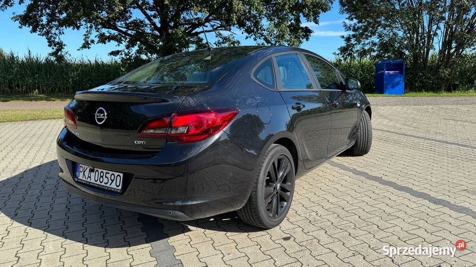 Opel Astra Opel Astra J Sedan 17 CDTI 110 Manual Kalisz sprzedam