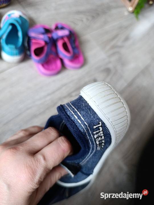 kapcie buty trampki tenisówki chłopięce rozmiar Poznań