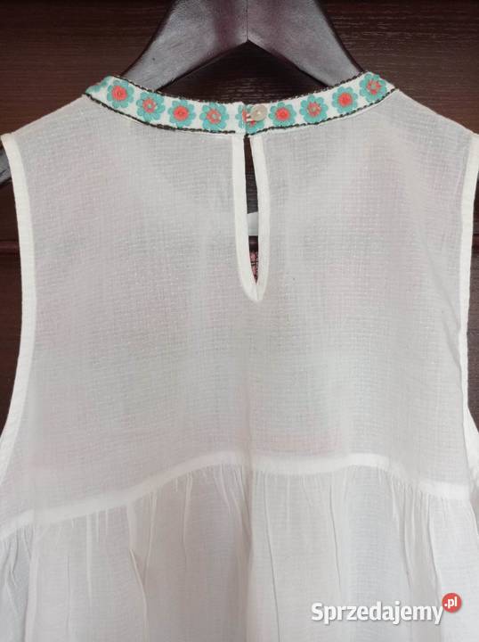 Bluzka z kolorowym haftem bez rękawa Hajnówka