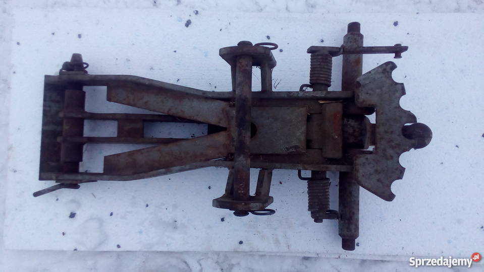 Zaczep dolny do c 330 hitch Lublin