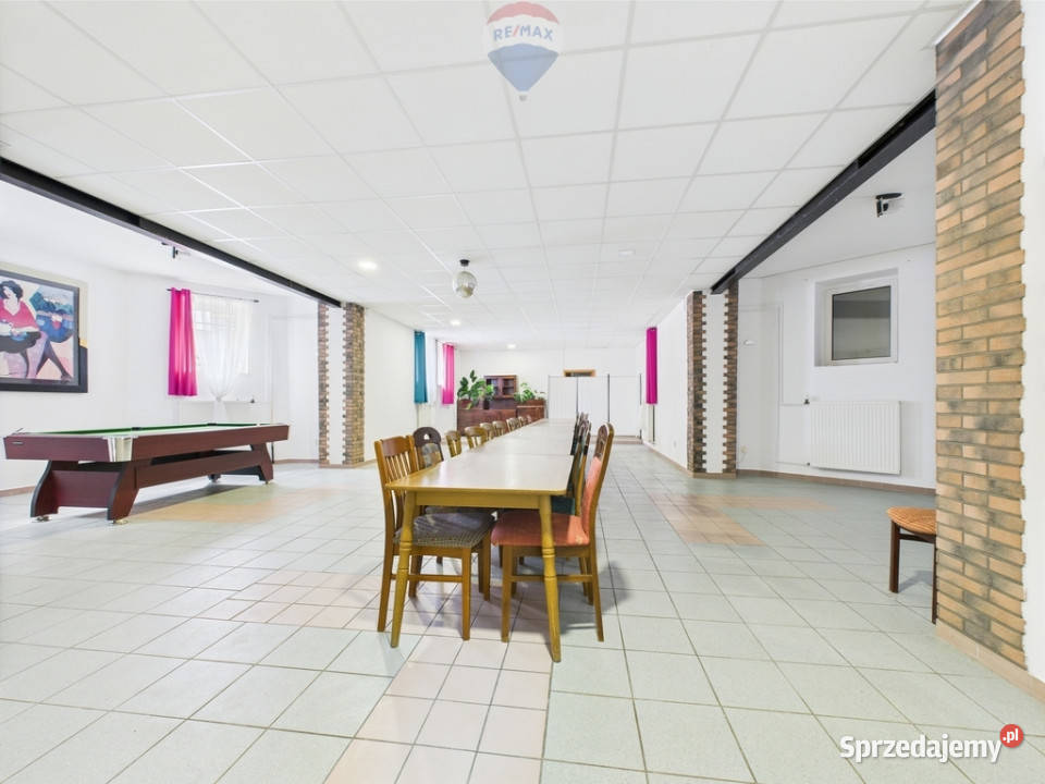 Funkcjonujący obiekt hotelowy z potencjałem 1187m2 sprzedam