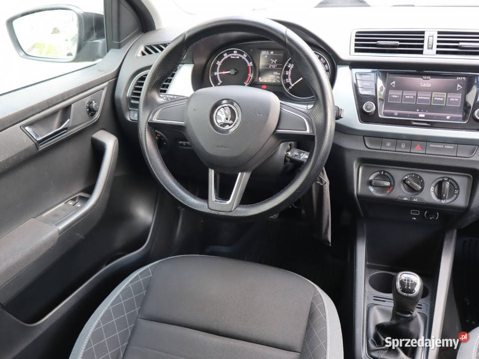 Skoda Fabia 10 TSI gniazdo USB