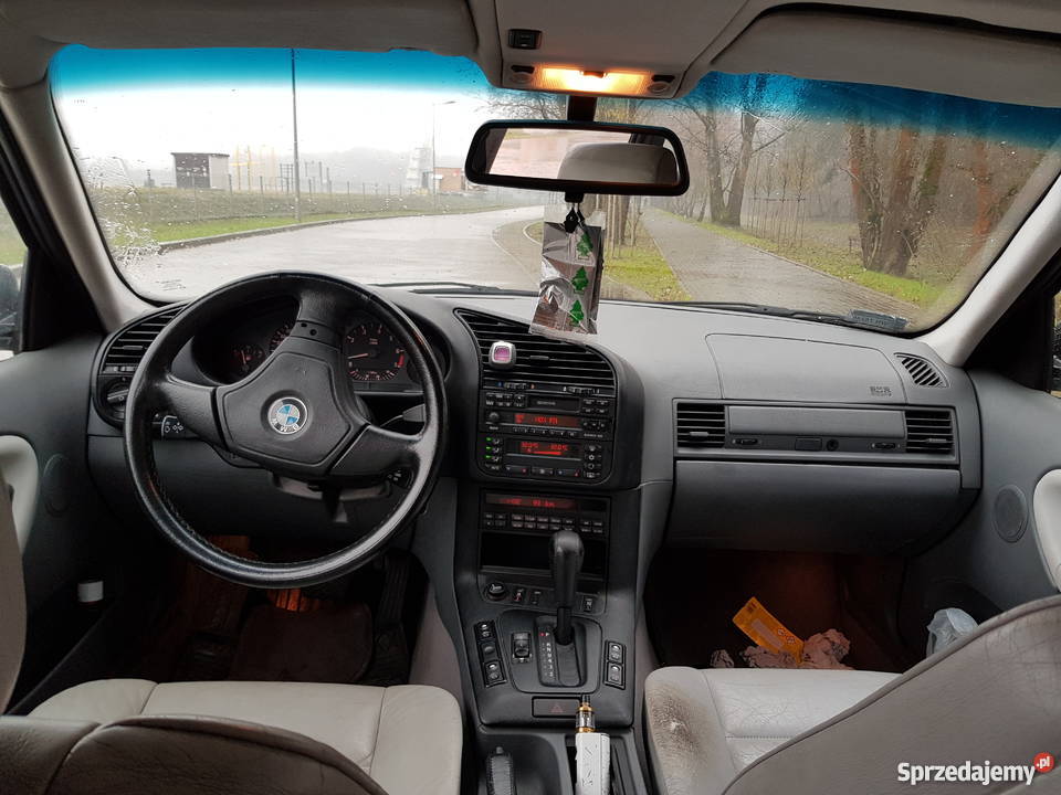Bmw E36 kombi 25 automat 328 ESP