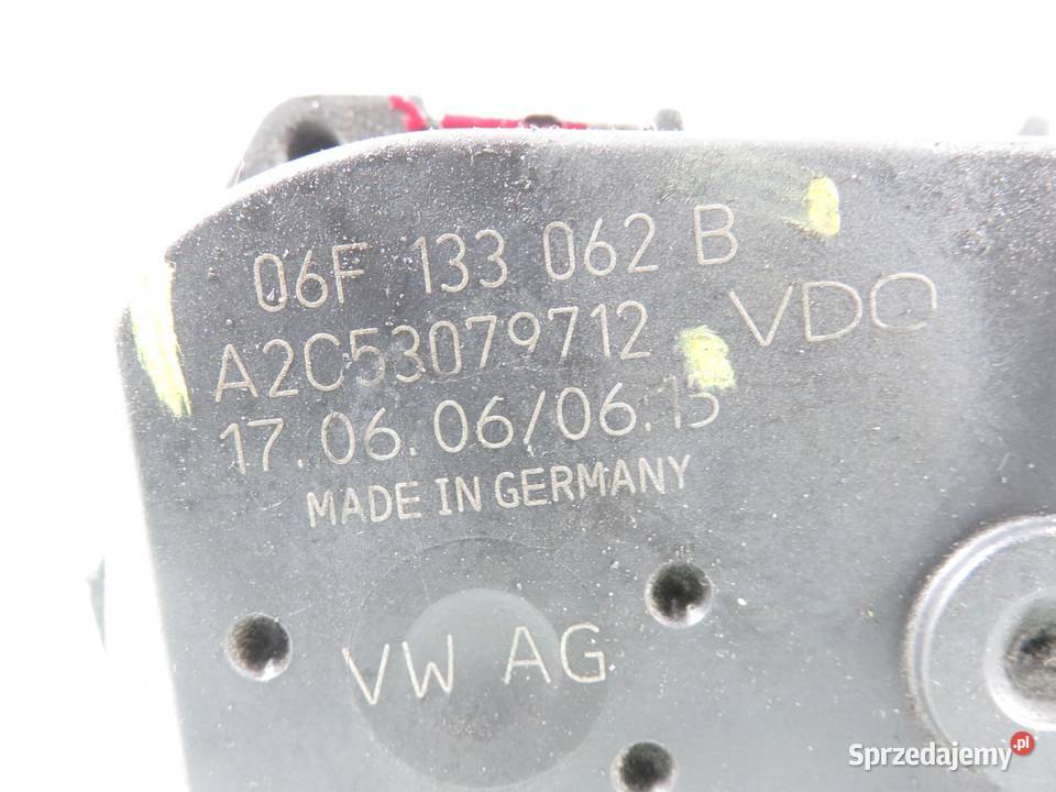 PRZEPUSTNICA VW PASSAT B6 20 FSI 06F133062B osobowe