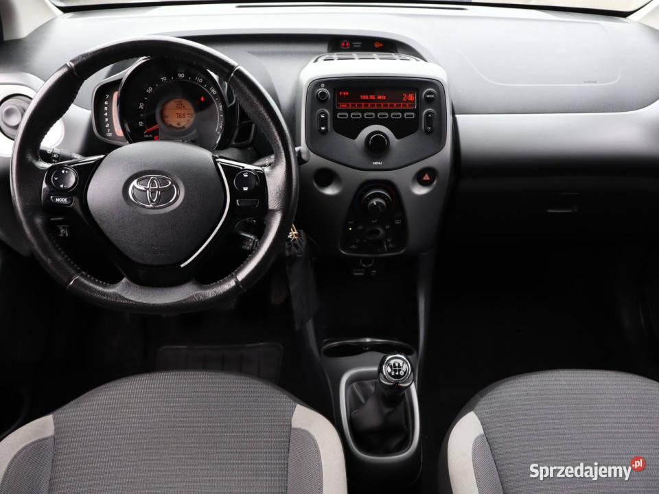 Toyota Aygo 10 VVTi światła do jazdy dziennej Bielany Wrocławskie