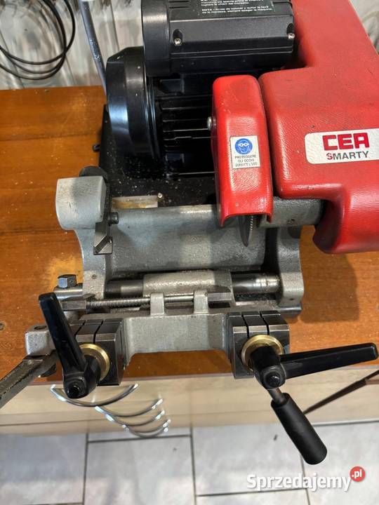 Maszyna do dorabiania kluczy Pozostałe usługi Ruda Śląska