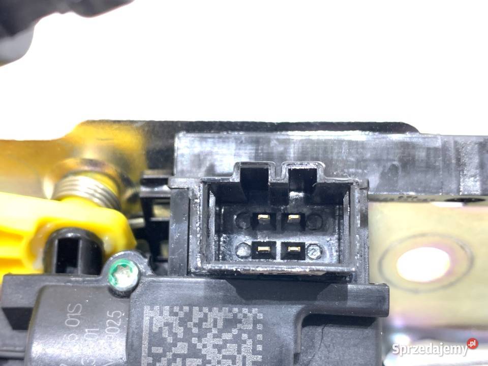 ZAMEK KLAPY TYŁ SKODA 20 TSI Hatchback Zamki, wkładki i kluczyki