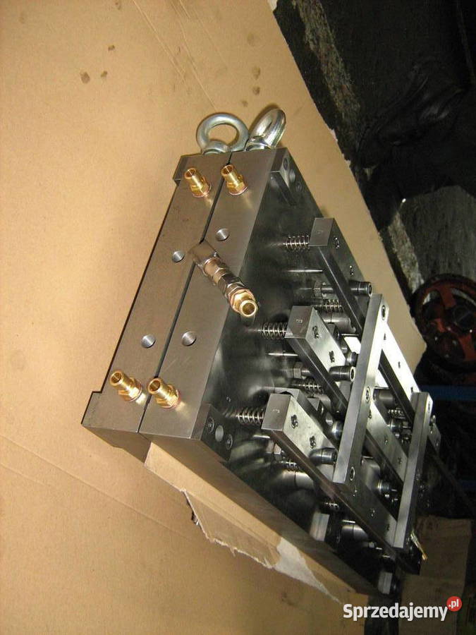 Odlewy Odlewnia żeliwa sferoidalnego chromowego Sobowidz