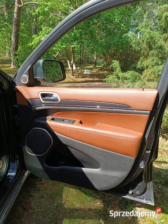 Jeep Grand Cherokee WK2 Polski salon