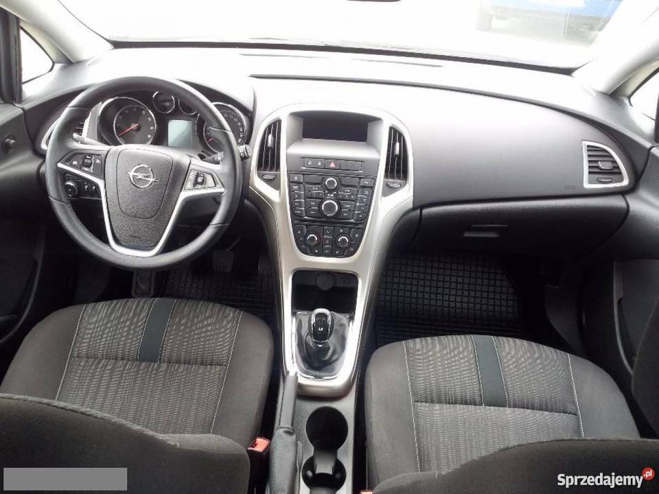 Na sprzedaż Opel Astra 2010 opolskie Krzywizna