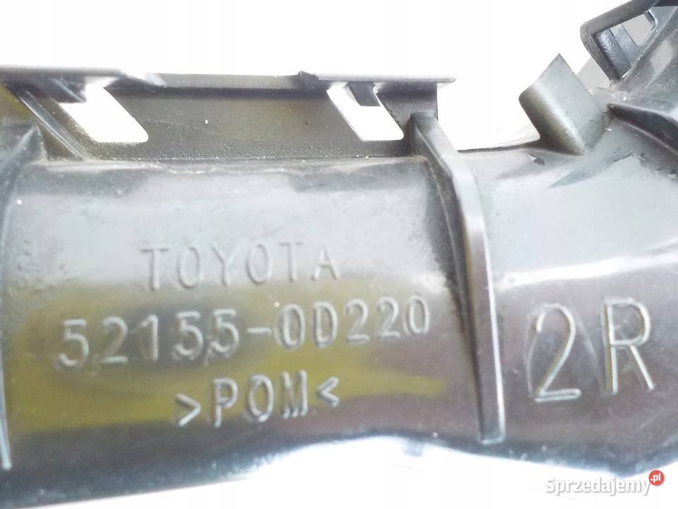 ŚLIZG POD LAMPĘ PRAWY TYŁ TOYOTA YARIS wielkopolskie Nowy Tomyśl