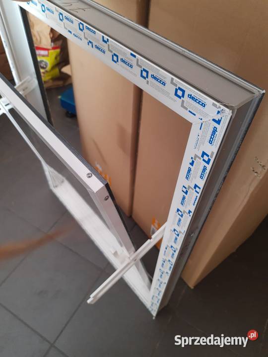 Plastikowe okna uchylnegospodarcze kolorbiałe Kulesze