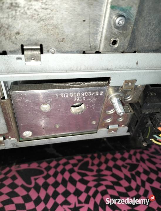 radio samochodowe Mercedes c sprzedam