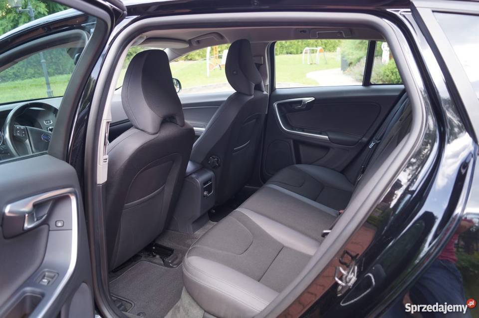 Volvo V60 20D 163 Najbogatsza wersja tempomat Białogard