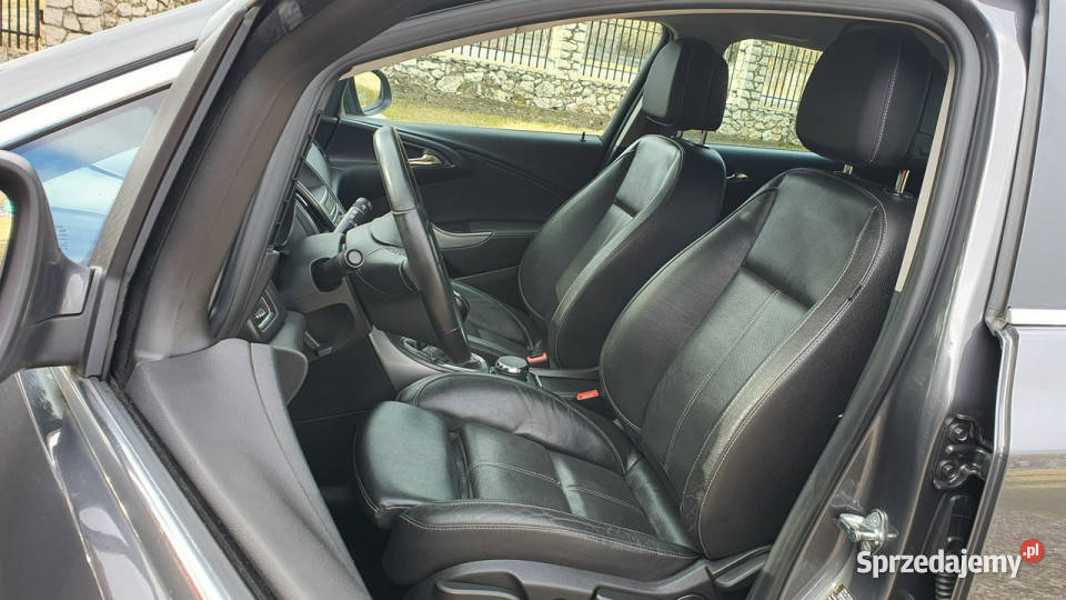 Opel Astra 16T 180 Sports Tourer Full Mega Stan 1598cm3 Motoryzacja świętokrzyskie Chmielnik
