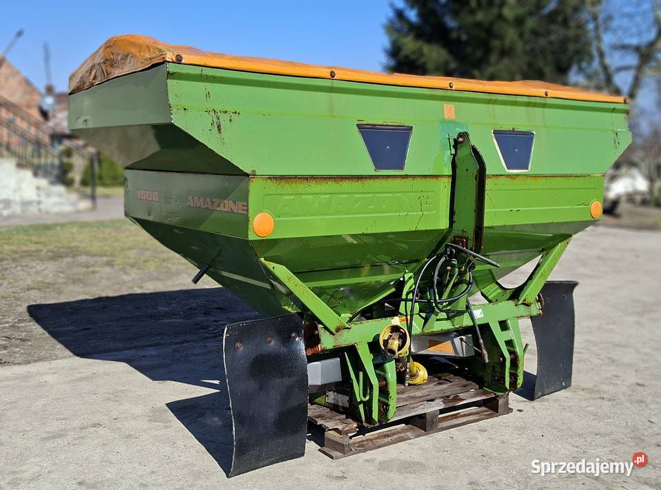 Rozsiewacz nawozu Amazone ZAM Maszyny rolnicze Sieradz