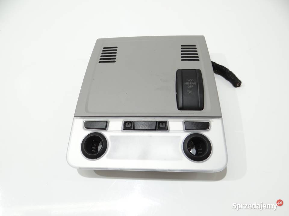LAMPKA OŚWIETLENIE KABINY BMW X1 E84 9225487 Oświetlenie kabiny Strzyżewice sprzedam